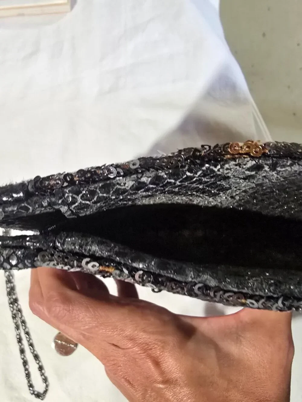 Big Buddha Santa Barbara Black Sequin Faux Snakeskin Evening Clutch Chain Strap
